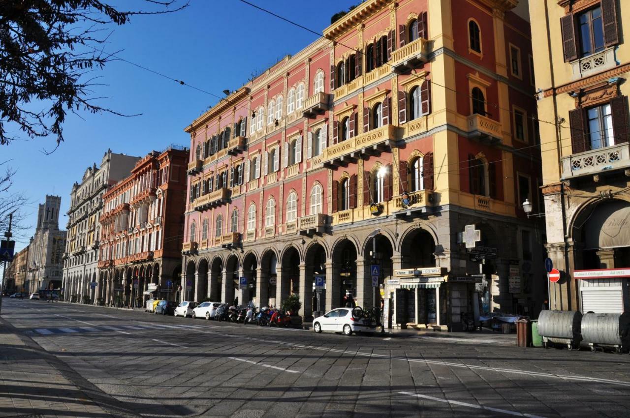 Abbardente Appartamento In Centro 卡利亚里 外观 照片